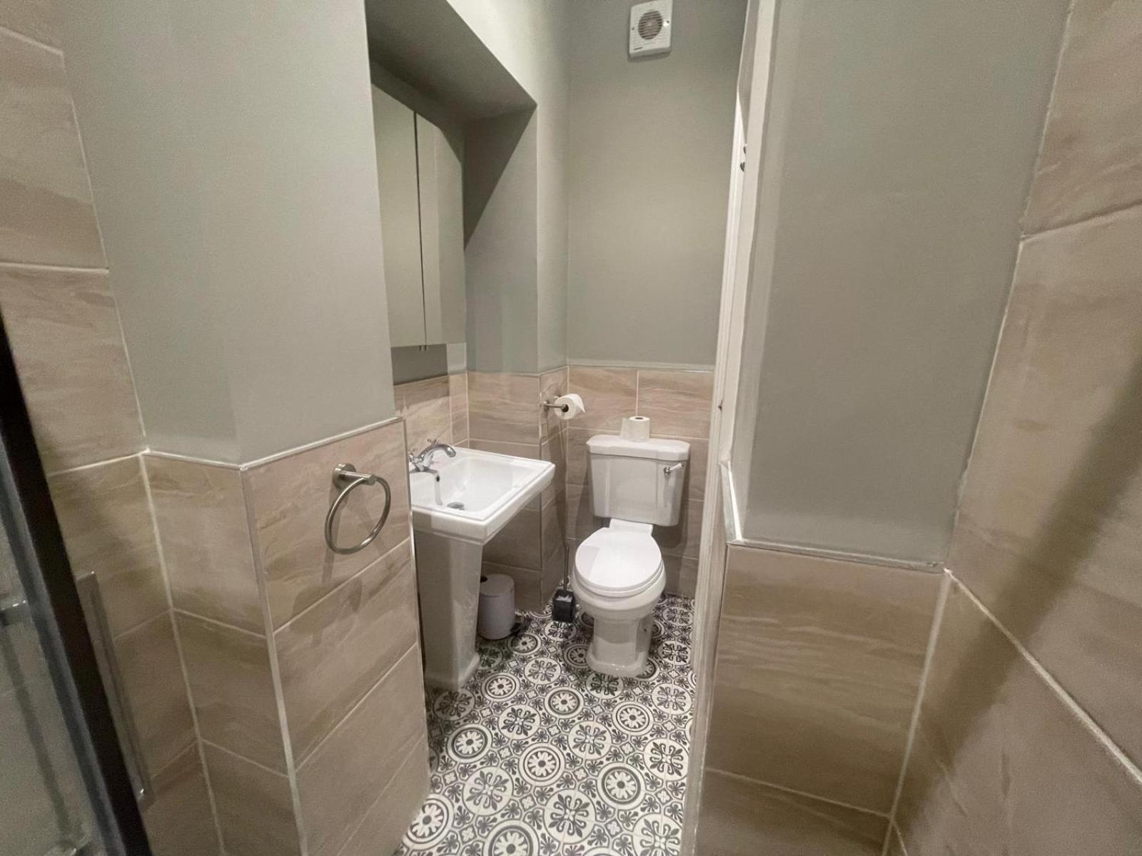 Superior Twin Room,1612977748:JPEG